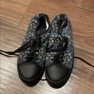 Black Patterned Sneakers
